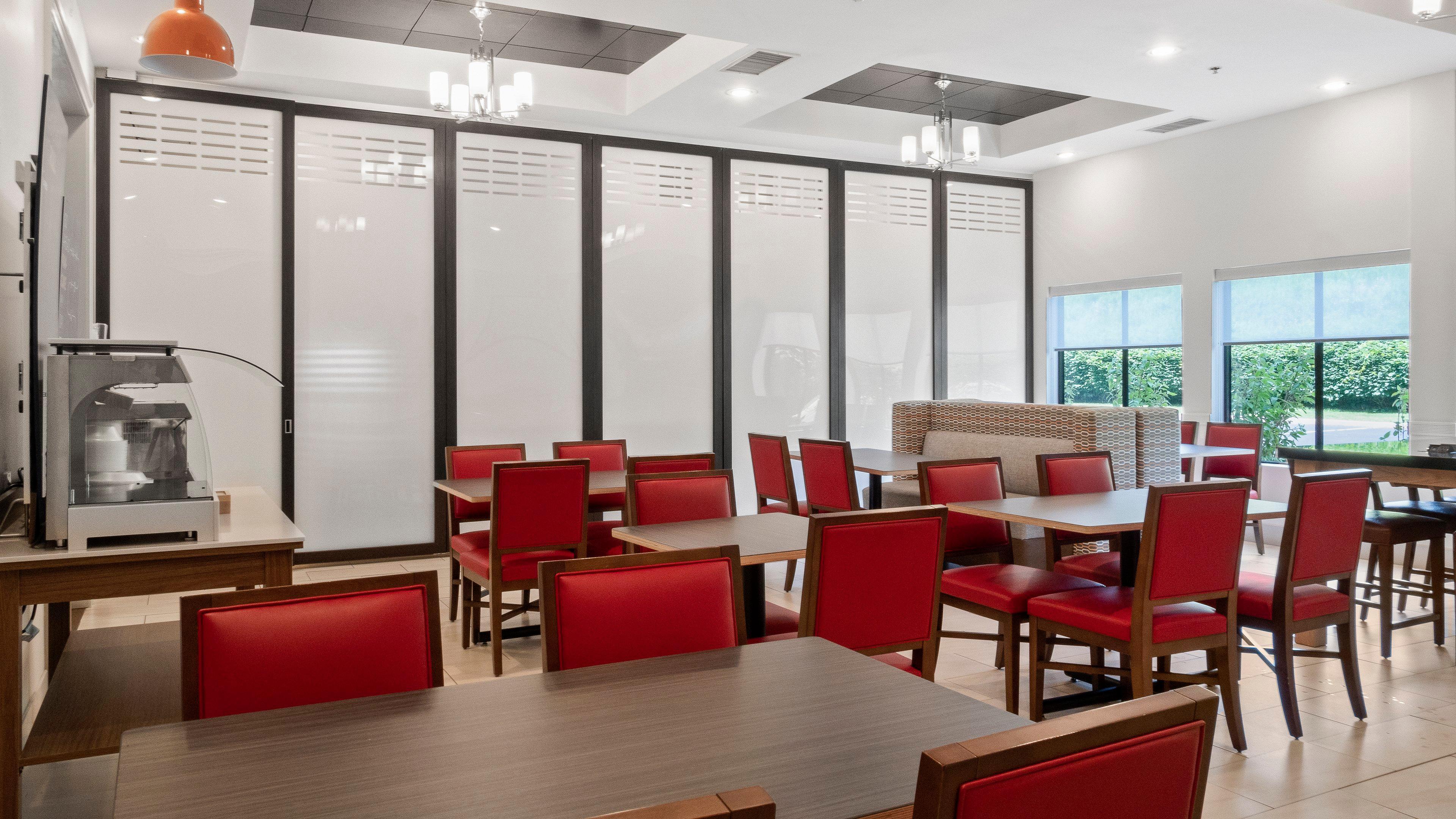 Holiday Inn Express Hotel & Suites Newton Sparta By Ihg Exterior foto