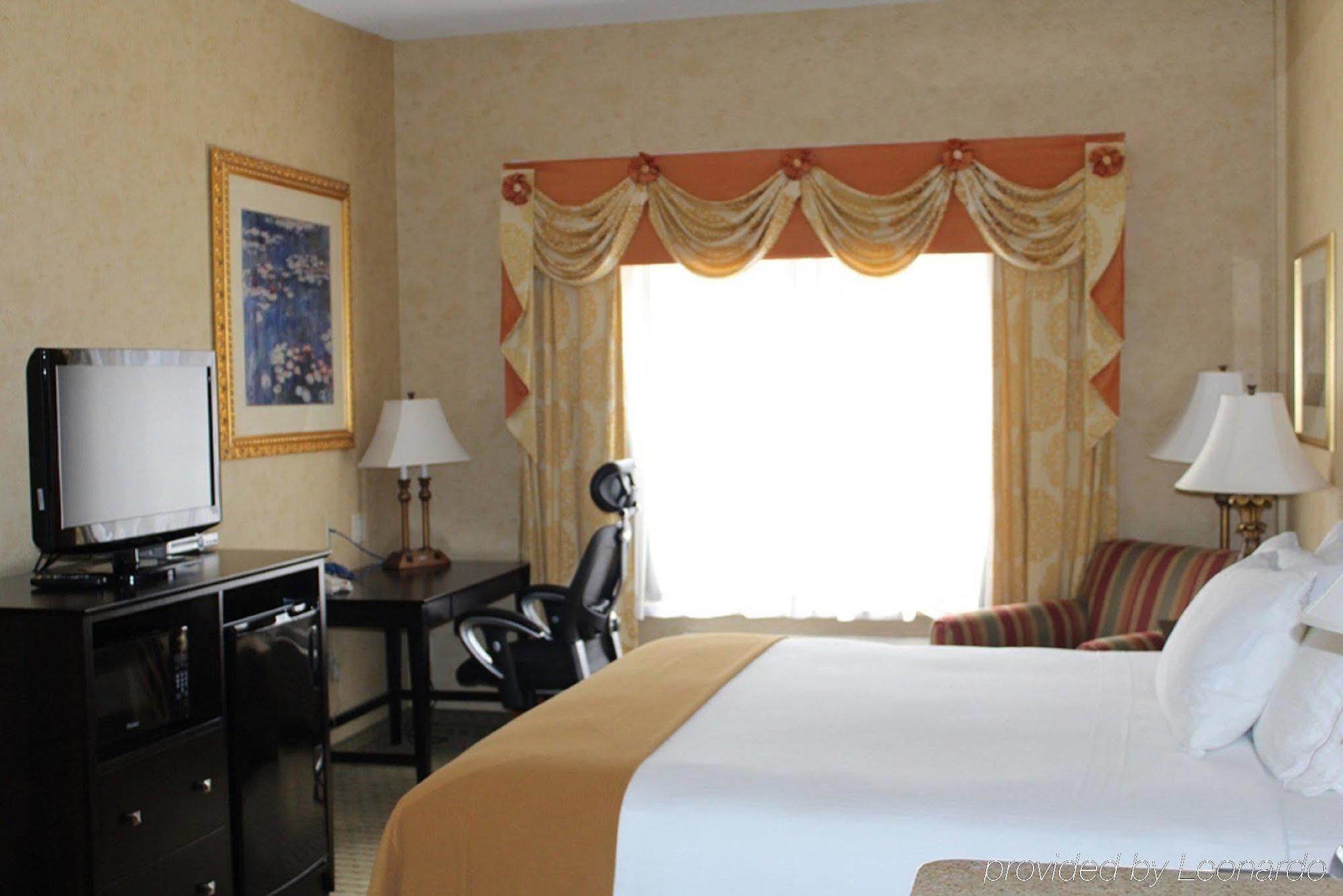 Holiday Inn Express Hotel & Suites Newton Sparta By Ihg Zimmer foto